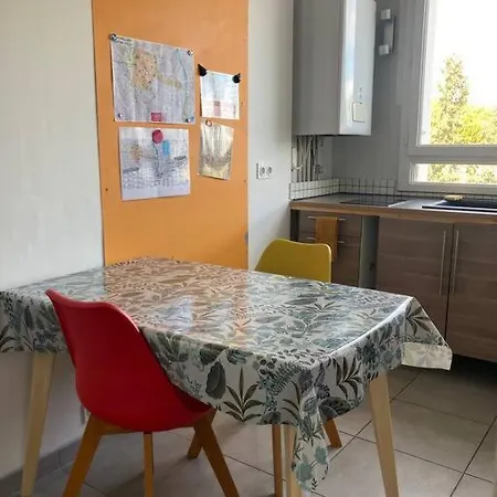 Type F2 Au Calme *